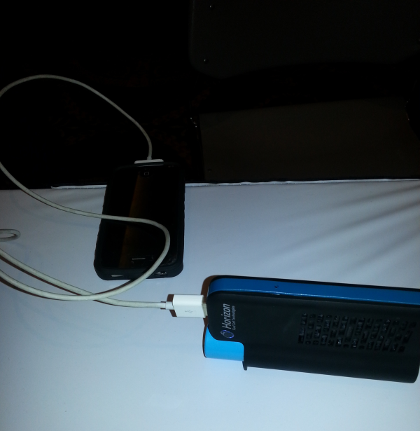 Portable hydrogen fuel cell phone charger, resized resized 600