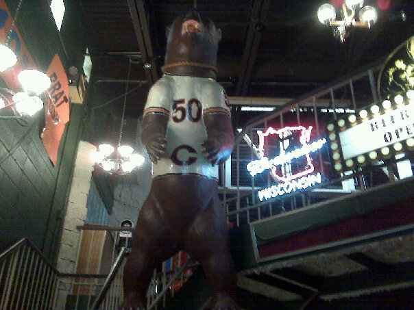 Chicago Bear statue 