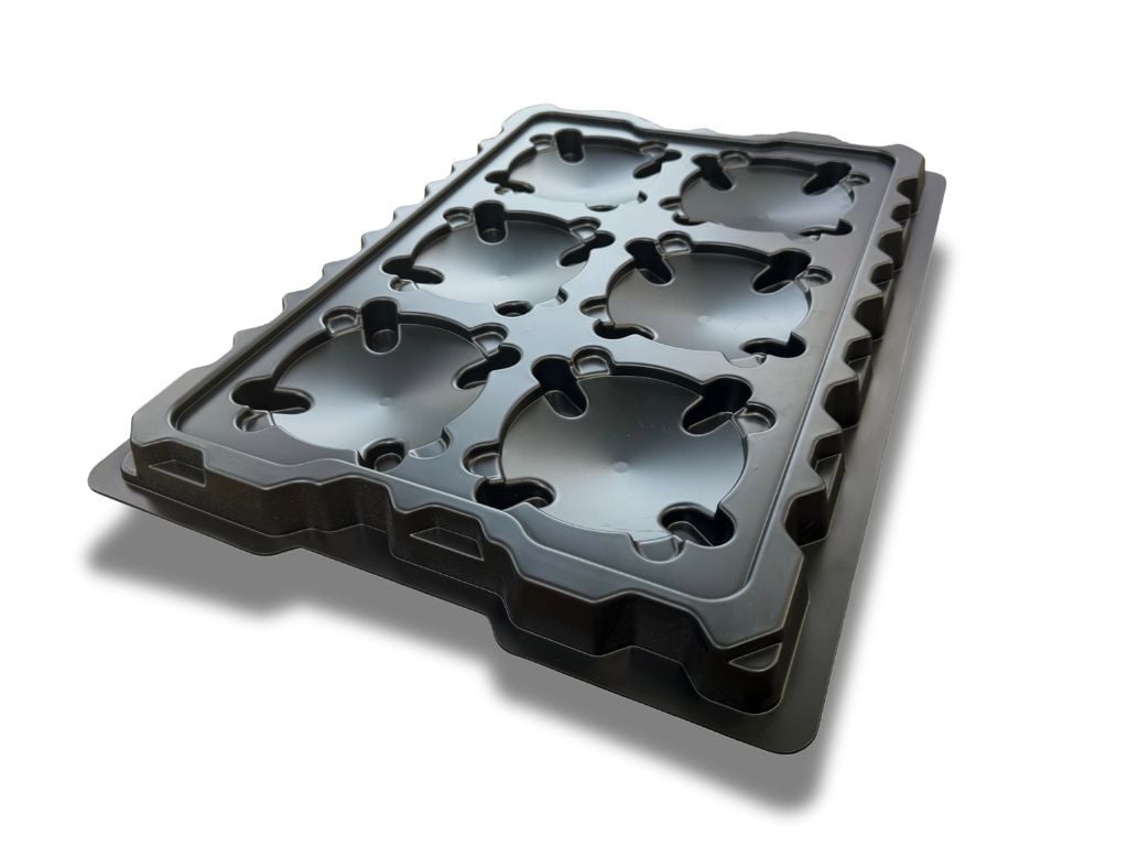 Plastic dunnage tray