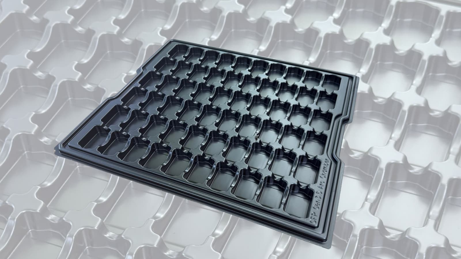 ESD thermoformed dunnage tray