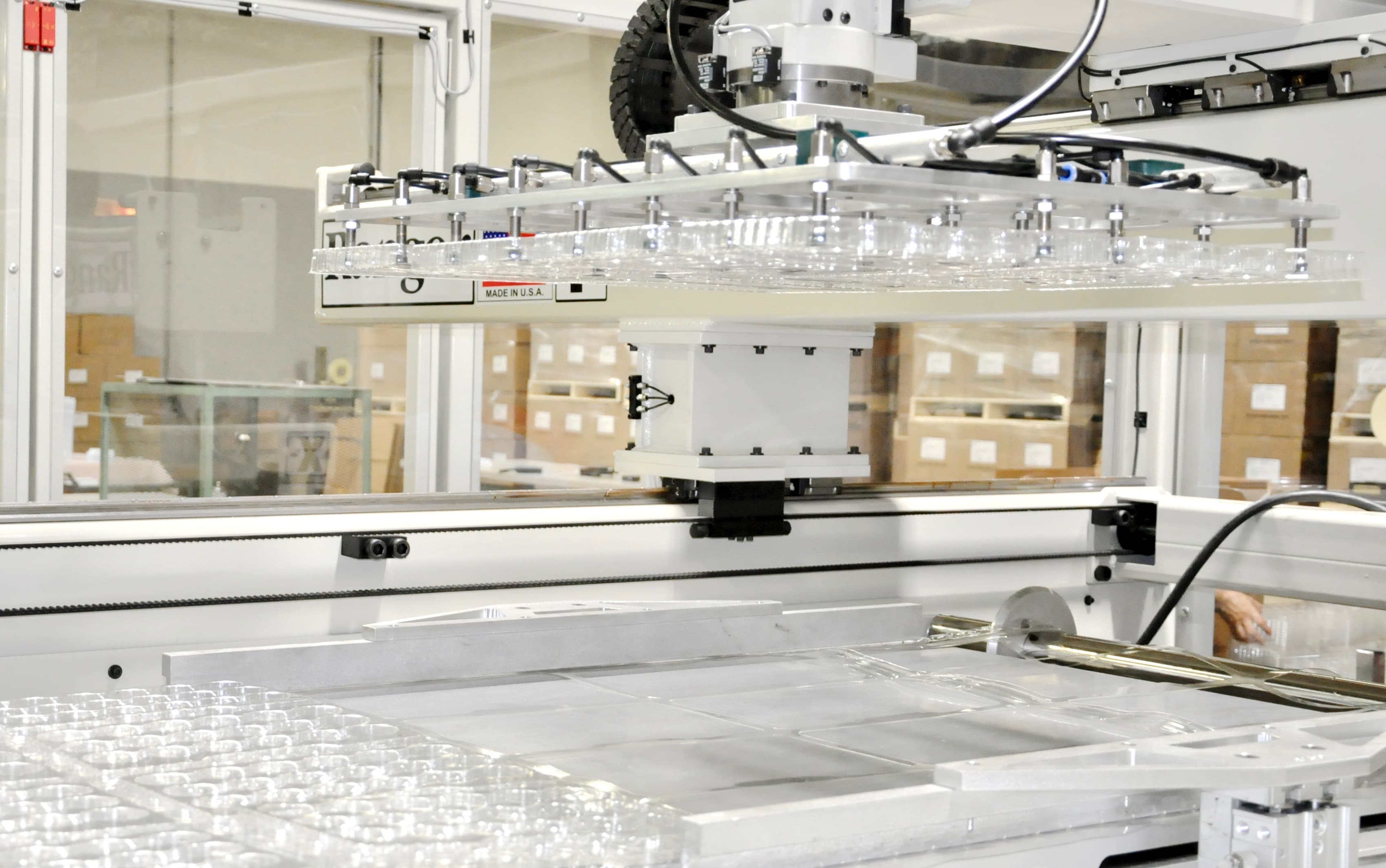Thermoforming with robotics
